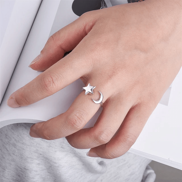 Mindful Anxiety Fidget Star and Moon Ring Silver