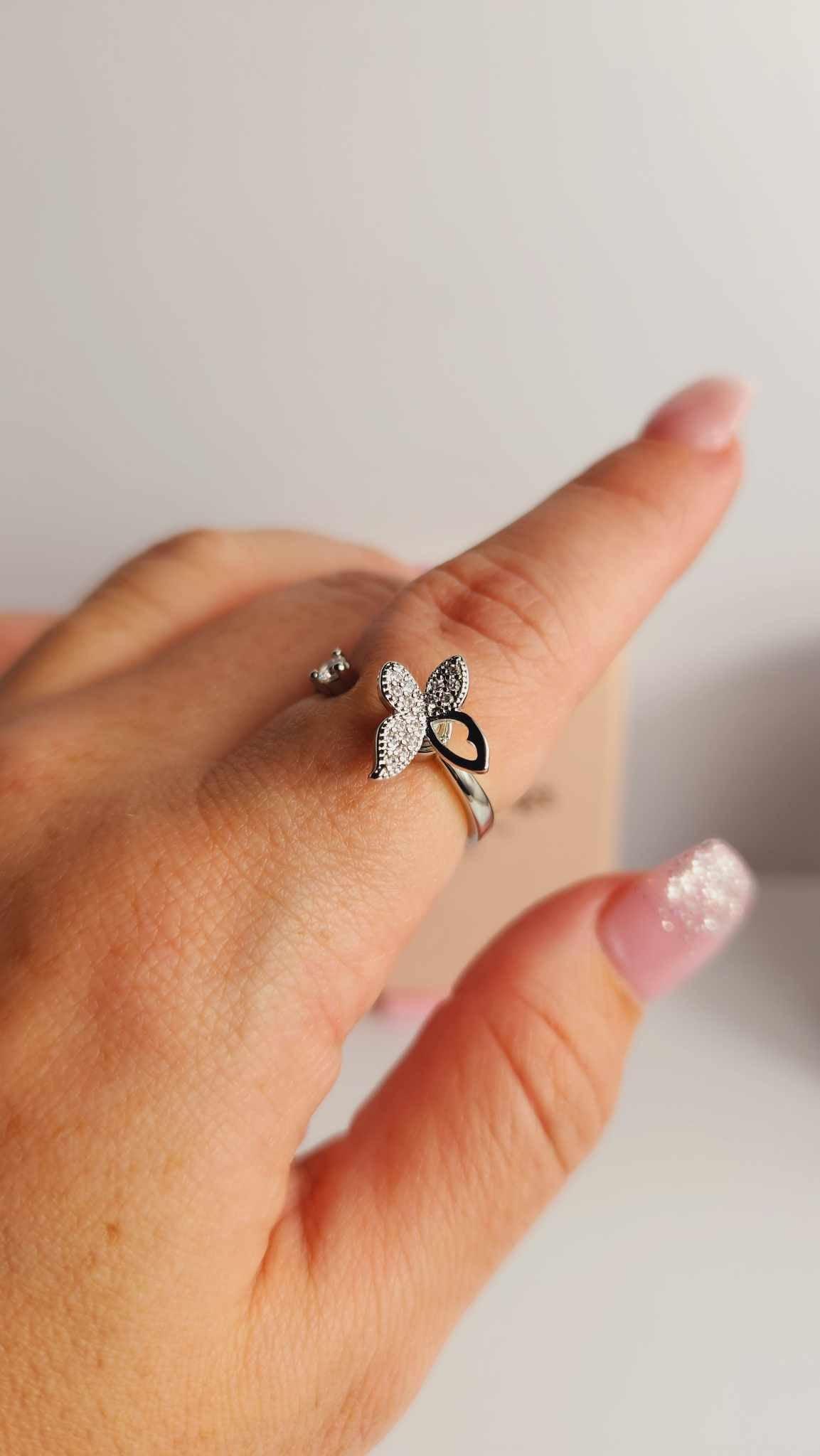 The Wellness Collection Mindful Rings - Iced Butterfly Fidget Spinner Ring