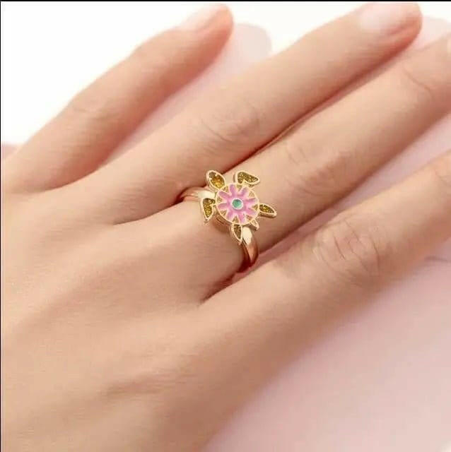 Mindful Rings Anxiety Ring The Isabella - Adorable Turtle Spinning Ring